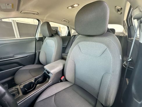 Used 2025 Kia K4 FWD image 14