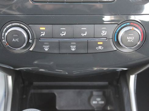 Used 2014 Nissan Altima 2.5 S FWD image 32