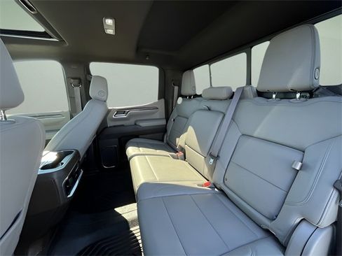 Certified 2024 Chevrolet Silverado 1500 LTZ w/ LTZ Premium Package image 31