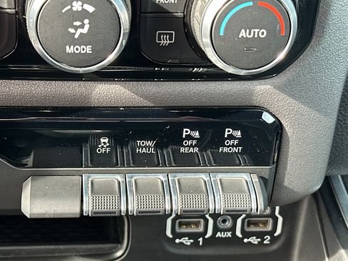 Used 2022 RAM 1500 Big Horn image 26