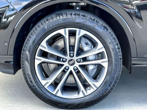 New 2026 Audi Q7 Premium image 26