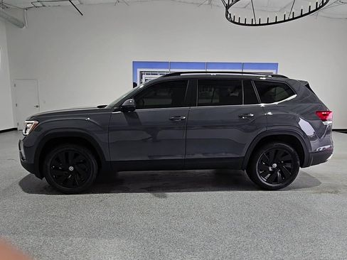 New 2026 Volkswagen Atlas SE FWD image 5