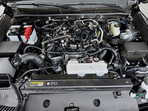 Certified 2025 Toyota 4Runner SR5 RWD image 28