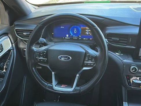 Certified 2020 Ford Explorer ST w/ Premium Technology Package image 23