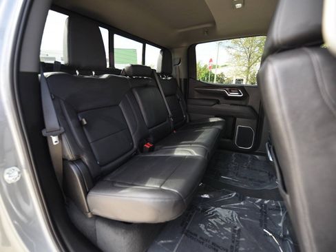 Used 2025 GMC Sierra 1500 SLT w/ SLT Premium Plus Package AWD/4WD image 14
