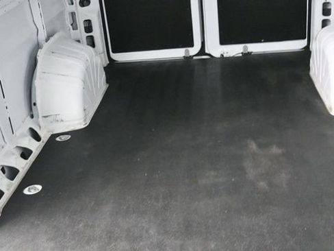 Used 2024 RAM ProMaster 2500 w/ Convenience Group FWD image 24