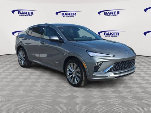 New 2026 Buick Envista Avenir FWD image 3