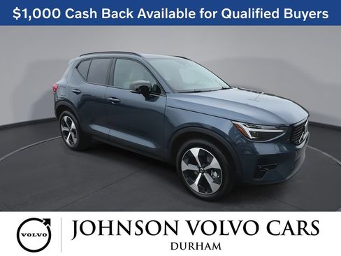 New 2026 Volvo XC40 B5 Plus w/ Protection Package Premier AWD/4WD image 2