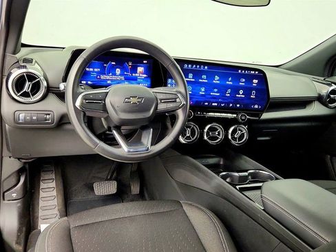 Used 2025 Chevrolet Blazer EV LT w/ Midnight/Sport Edition FWD image 12