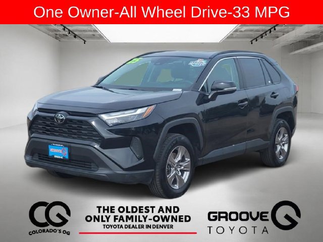 Used 2025 Toyota RAV4 XLE AWD/4WD image 1