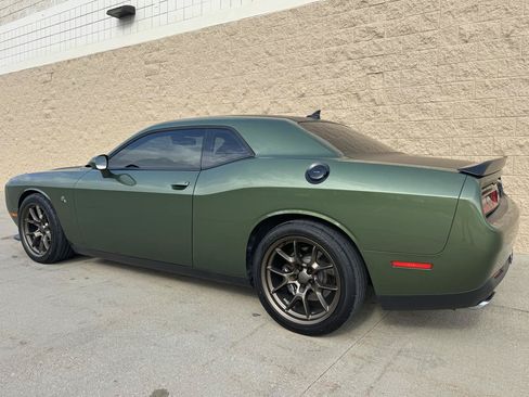 Used 2020 Dodge Challenger R/T Scat Pack RWD image 4