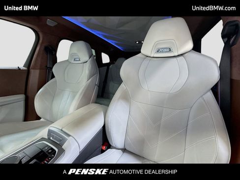 Used 2023 BMW XM AWD/4WD image 5