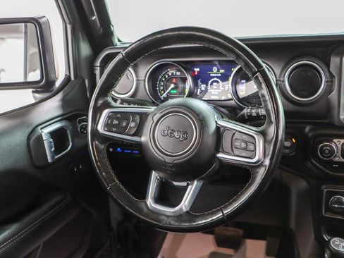 Used 2023 Jeep Wrangler Unlimited Sahara w/ Cold Weather Group AWD/4WD image 14