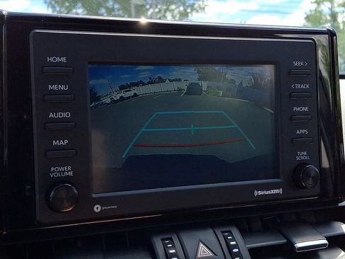 Certified 2022 Toyota RAV4 XLE Premium AWD/4WD image 19