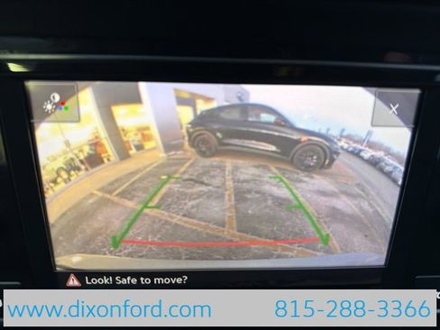 Used 2024 Volkswagen Jetta SE image 10