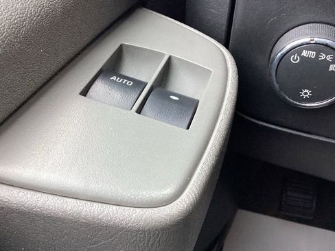 Used 2016 Chevrolet Express 3500 LT w/ LT Preferred Equipment Group image 17