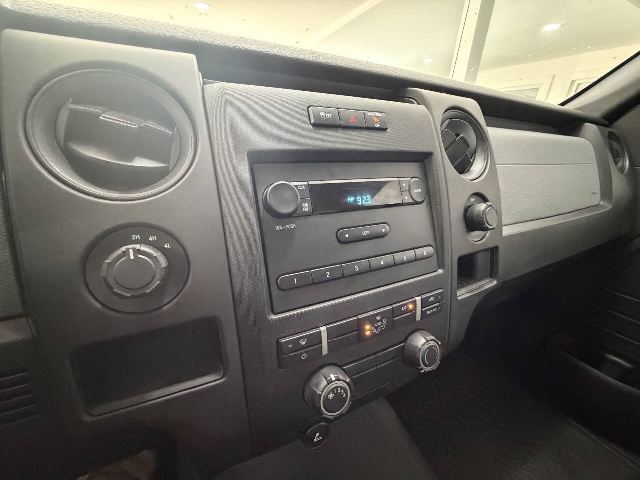 Used 2012 Ford F150 XL w/ XL Decor Group AWD/4WD image 19