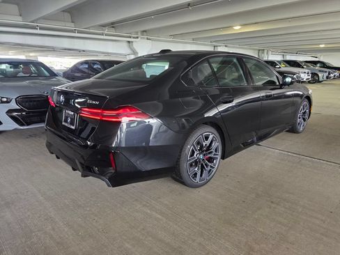 New 2027 BMW 530i w/ M Sport Package RWD image 4