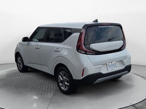 Used 2024 Kia Soul LX w/ Option Group 015 image 3