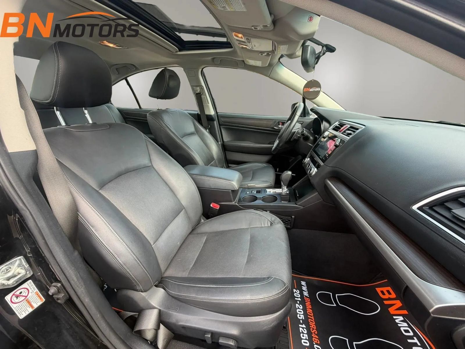 Used 2016 Subaru Legacy 3.6R Limited AWD/4WD image 19