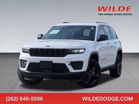 Used 2023 Jeep Grand Cherokee Altitude AWD/4WD image 1