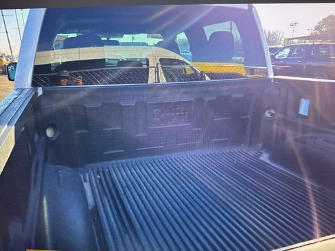 Used 2018 Ford F150 XLT image 18