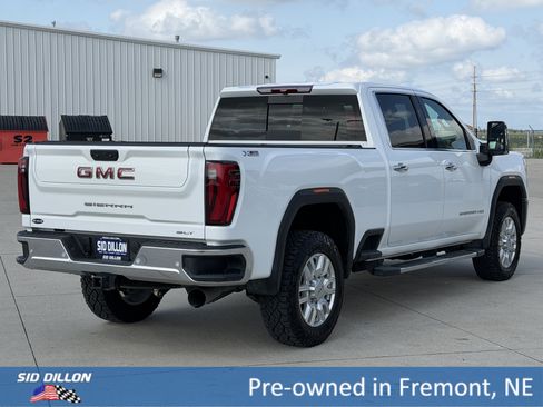 Used 2024 GMC Sierra 2500 SLT w/ SLT Premium Package AWD/4WD image 4