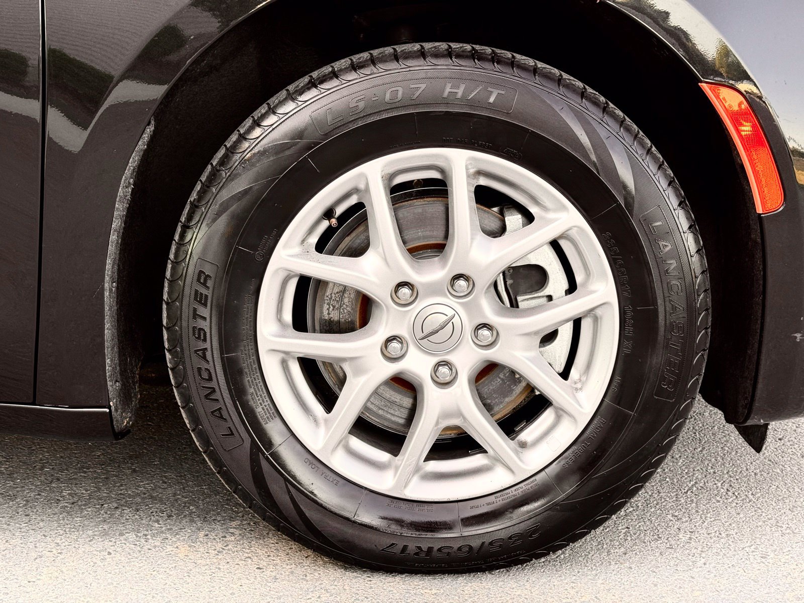 Used 2023 Chrysler Pacifica Touring-L FWD image 15