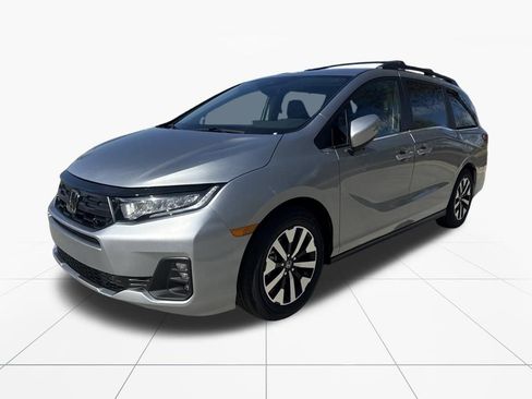 New 2026 Honda Odyssey EX-L image 3