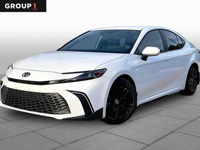 Used 2026 Toyota Camry SE w/ Convenience Package