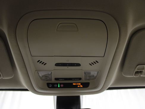 Used 2023 GMC Acadia Denali AWD/4WD image 37
