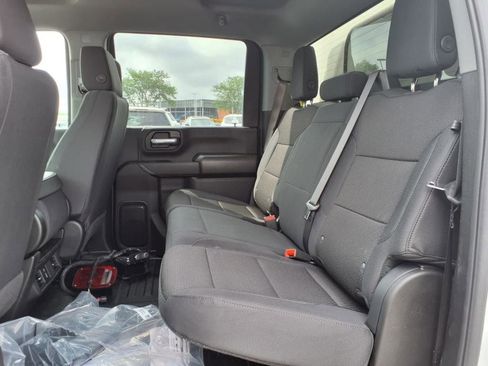 New 2025 GMC Sierra 3500 Pro w/ Convenience Package image 12