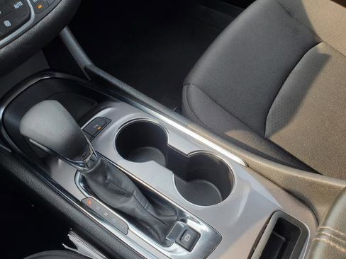 Used 2024 Chevrolet Malibu LT image 20