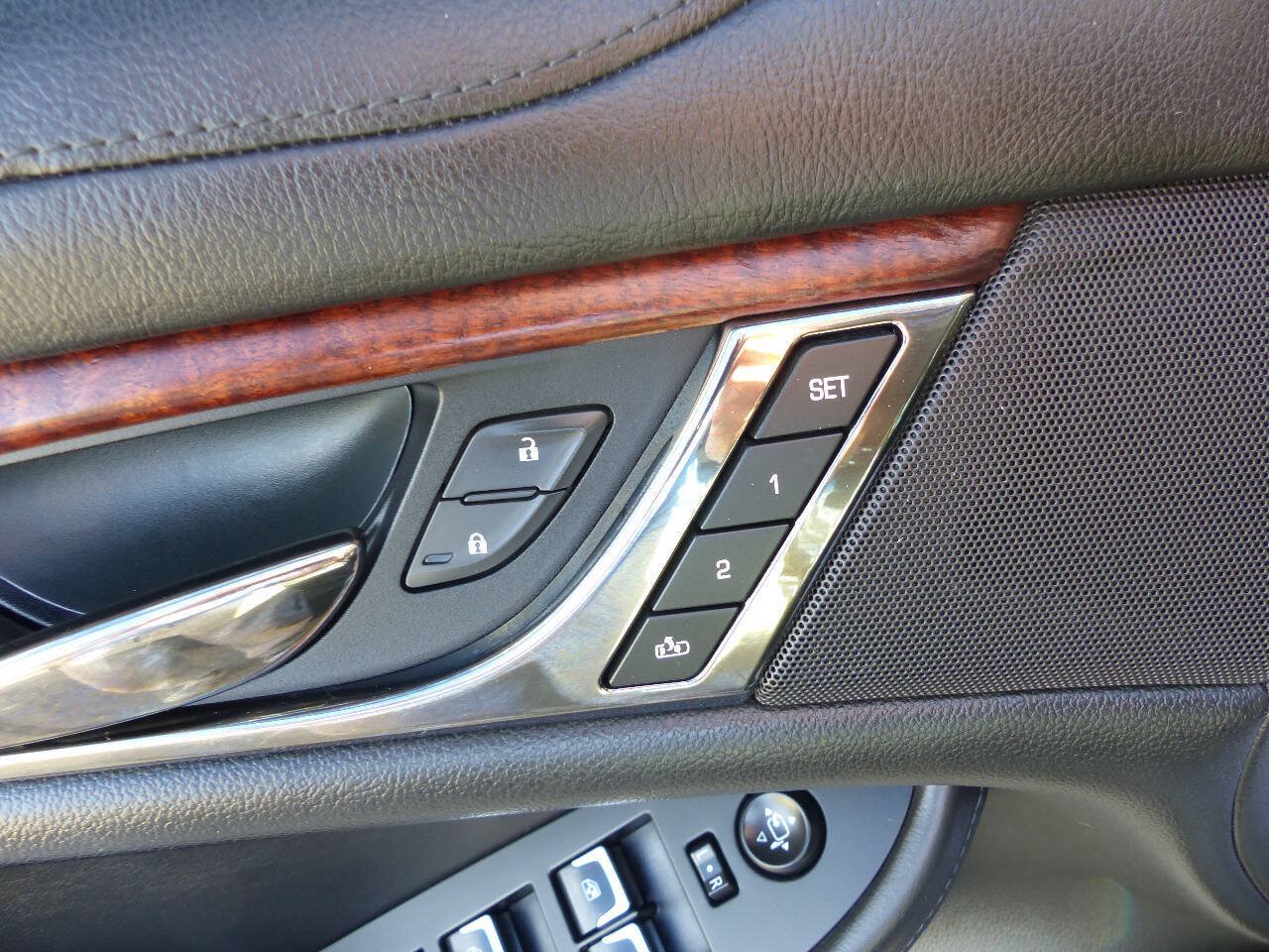 Used 2018 Cadillac CTS Luxury AWD/4WD image 43