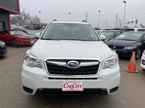 Used 2016 Subaru Forester 2.5i Premium w/ All-Weather Package image 2