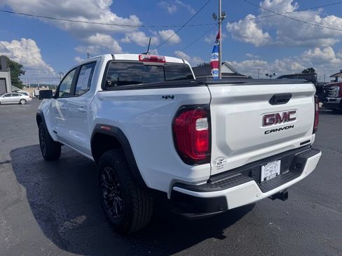 Used 2025 GMC Canyon Elevation w/ Convenience Package AWD/4WD image 4