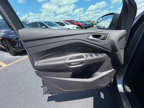 Used 2013 Ford Escape Titanium FWD image 9