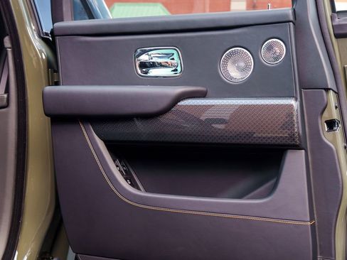 Used 2025 Rolls-Royce Cullinan Black Badge AWD/4WD image 61