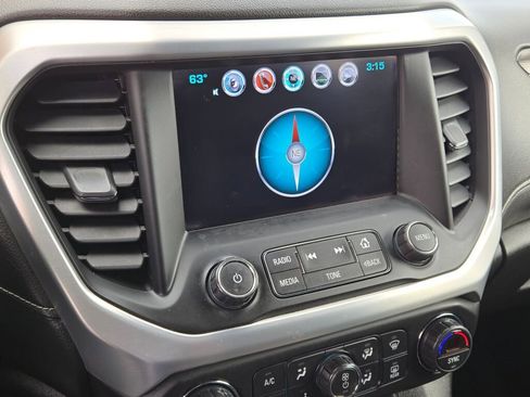 Used 2018 GMC Acadia SLT image 31