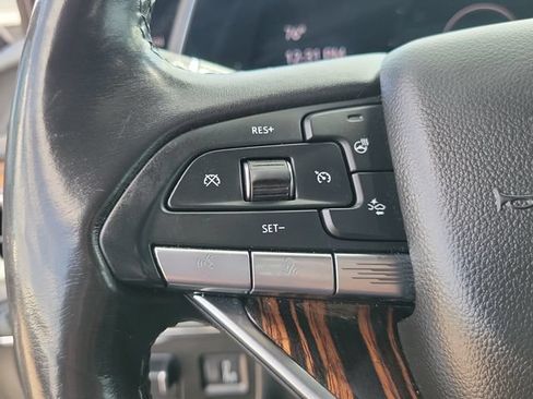 Used 2021 Cadillac Escalade Premium Luxury w/ Driver Assist Tech Package AWD/4WD image 16
