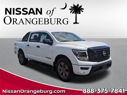 New 2024 Nissan Titan SV w/ SV Bronze Edition Package