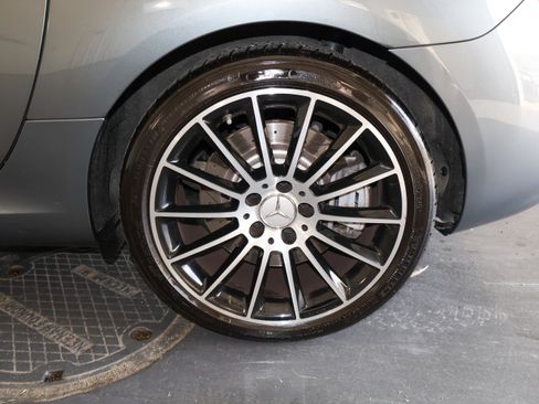 Used 2019 Mercedes-Benz SLC 43 AMG image 36