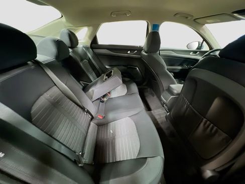 New 2026 Kia K5 LXS image 24
