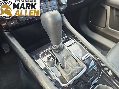 Used 2025 Jeep Compass Limited AWD/4WD image 15