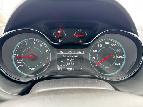 Used 2017 Chevrolet Cruze LT w/ Convenience Package image 12