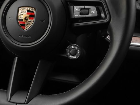 Certified 2024 Porsche Cayenne Coupe AWD/4WD image 36