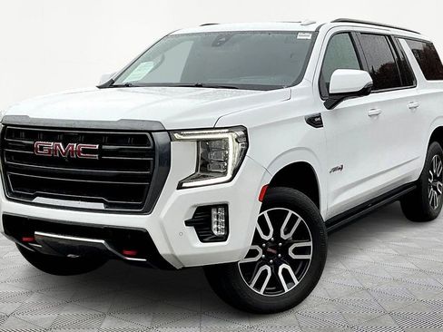 Used 2021 GMC Yukon XL AT4 w/ AT4 Premium Package image 1