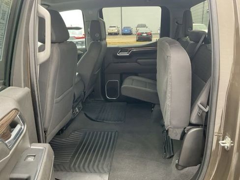 Used 2023 Chevrolet Silverado 1500 LT image 25