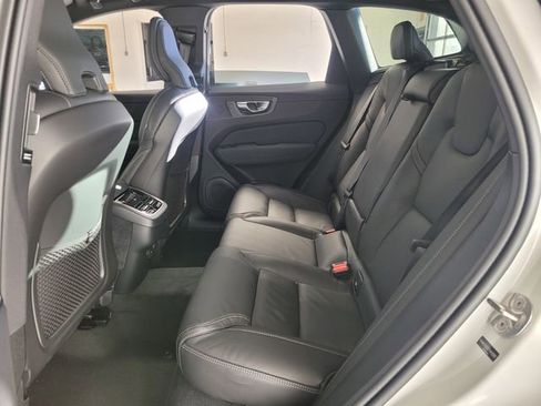 New 2026 Volvo XC60 B5 Ultra w/ Protection Package Premier AWD/4WD image 10