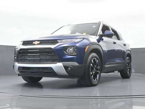 Used 2023 Chevrolet TrailBlazer LT FWD image 53